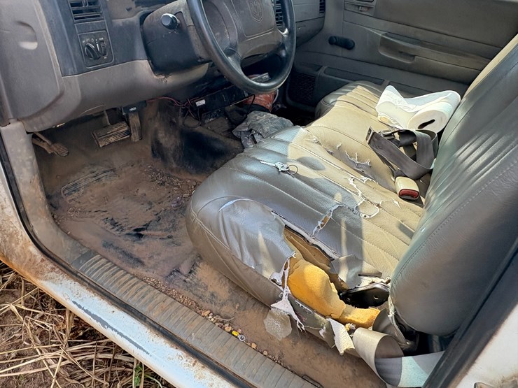 2001-dodge-dakota-image-31