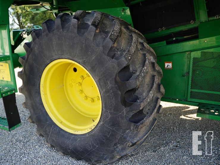 2007-john-deere-9560-sts-image-38
