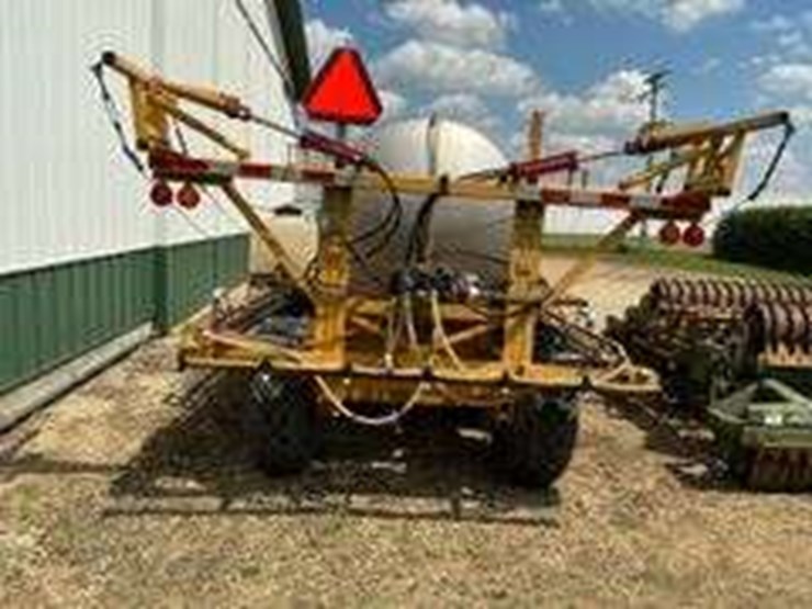 1000-gal-stainless-steel-sprayer-image-4