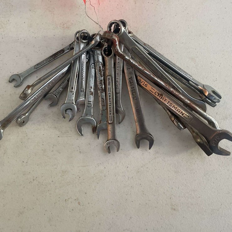 Lot of (20) Wrenches