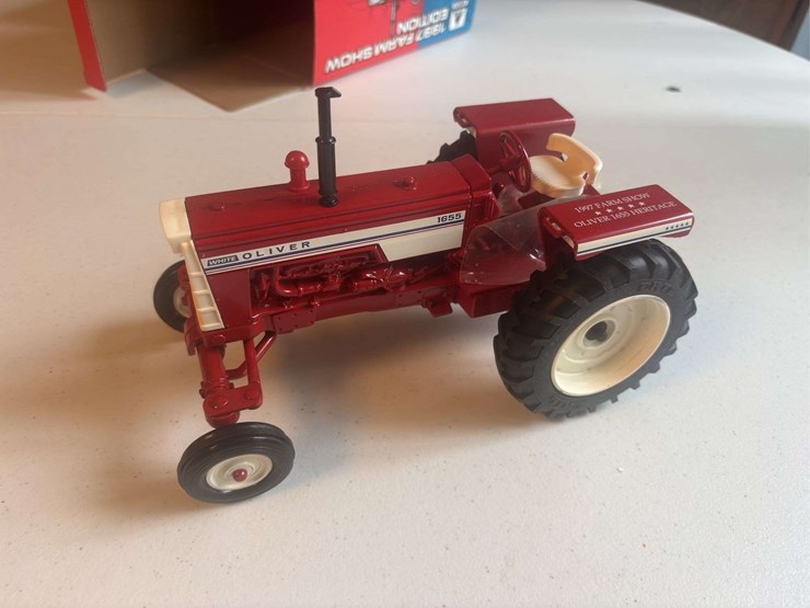 (2)-1/16-oliver-heritage-1655-+-1/64-agco-historical-set-nib-ertl-image-3