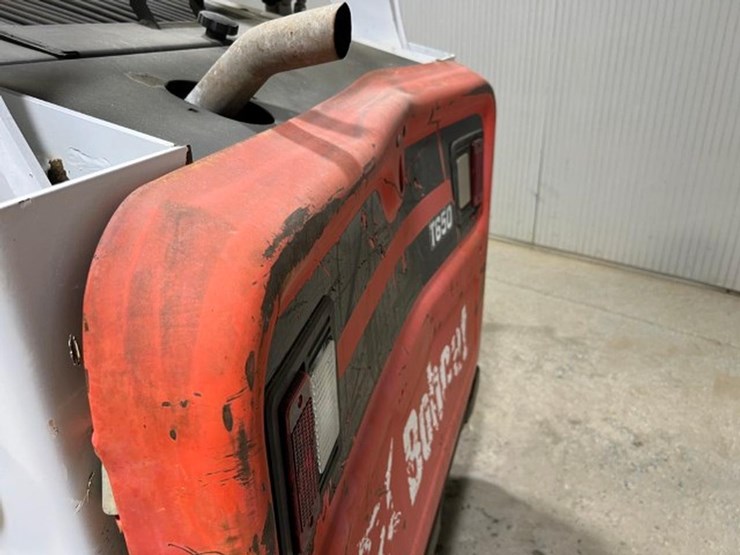 bobcat-t650-image-16