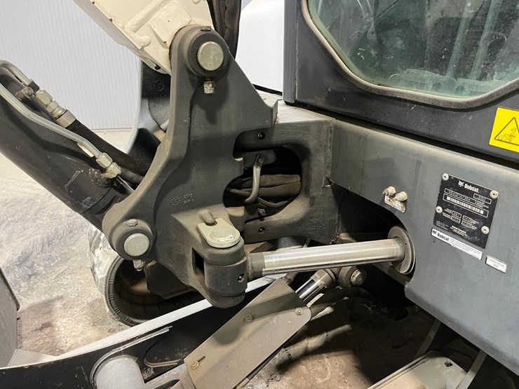 2022-bobcat-e50-image-13
