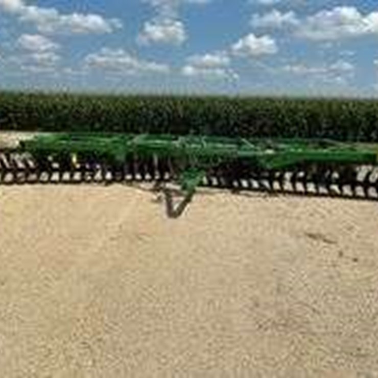 JOHN DEERE 331