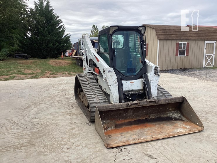 2017-bobcat-t870-image-6