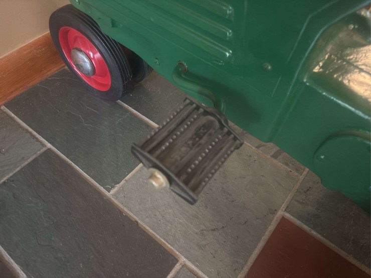 oliver-88-diesel-pedal-tractor-eska-image-9