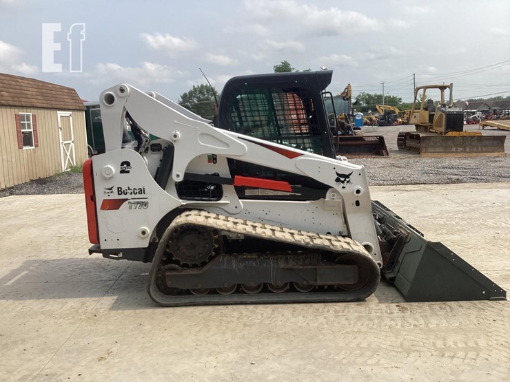 2022-bobcat-t770-image-5