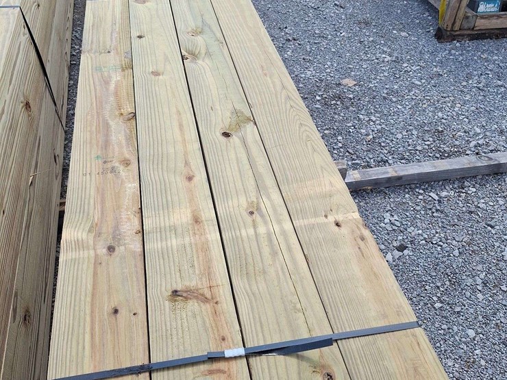 qty-(16)-unused-6x6x16-pressure-treated-posts-image-5