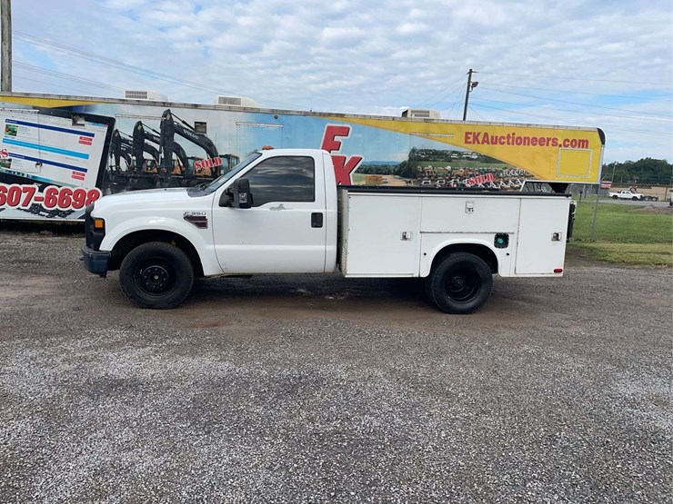 2008-ford-f350-image-1