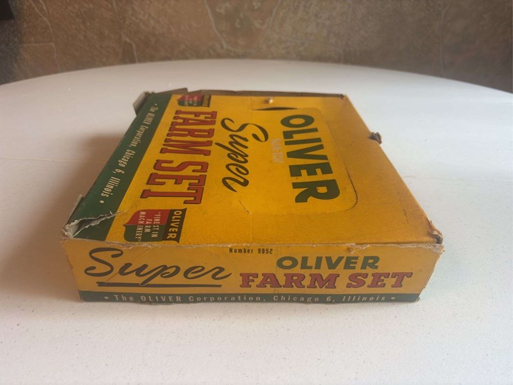 oliver-25-image-6