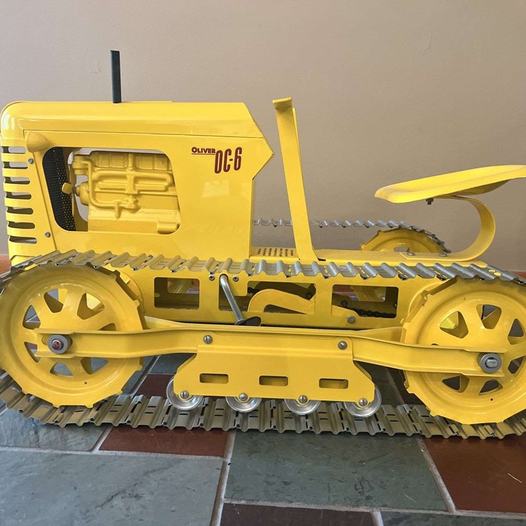 Oliver OC-6 Pedal Crawler Magnuson