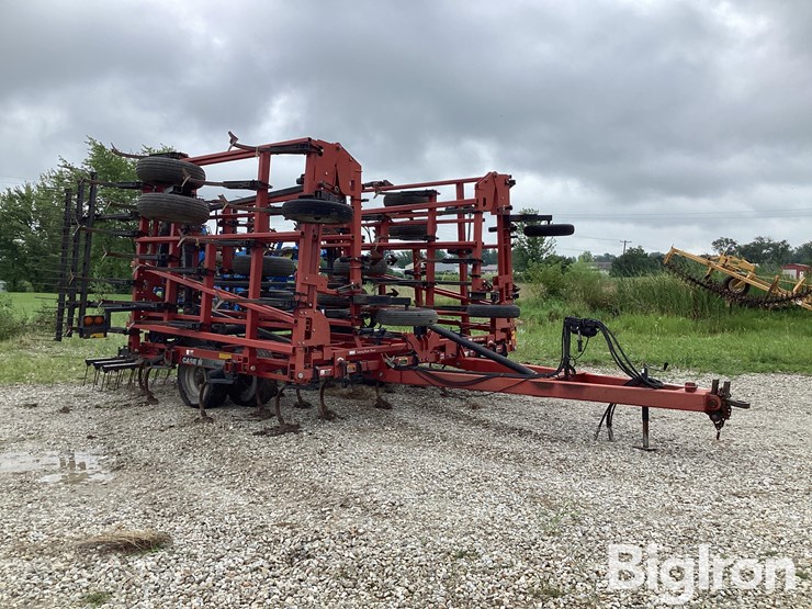 case-ih-4300-image-3