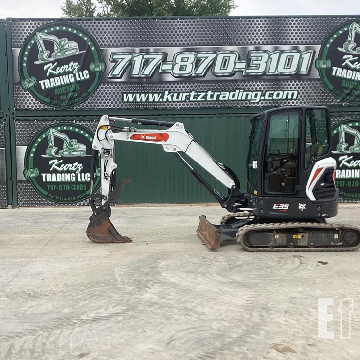 2023 BOBCAT E35