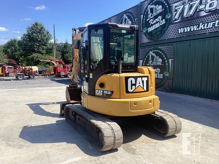2019-caterpillar-305-image-2