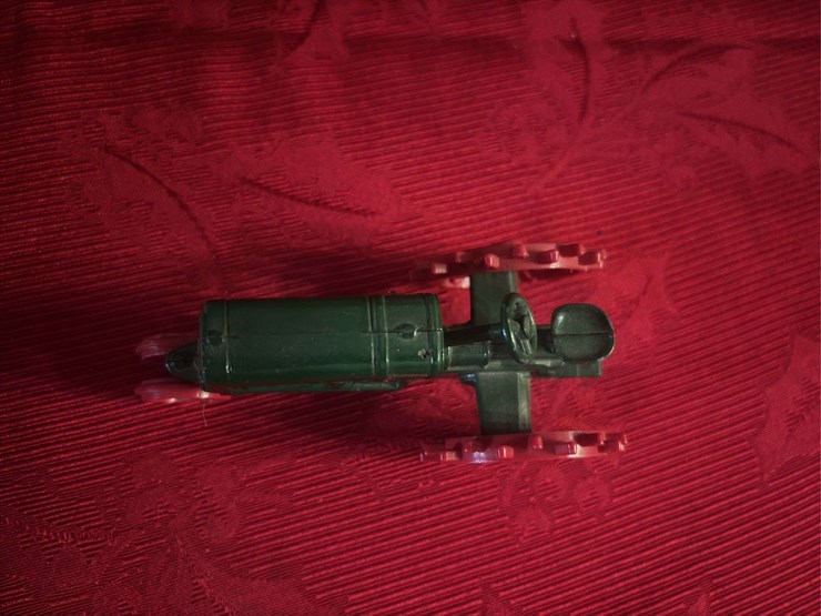(2)-1/32-oliver-80-and-oliver-66-figurine-image-5