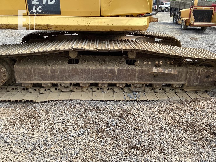 2014-komatsu-pc210-lc-10-image-7