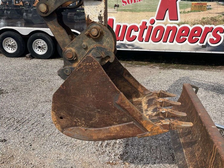 bobcat-e50-image-13