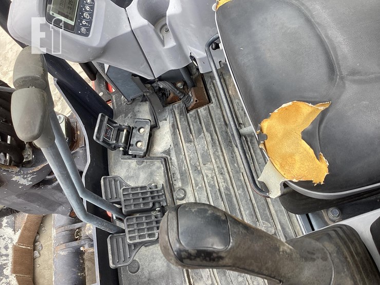 2019-kubota-u55-4-image-19