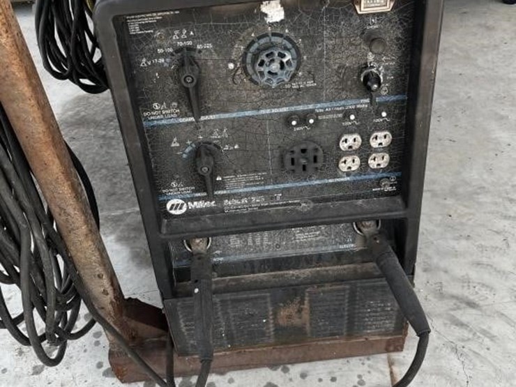 sl---bobcat-miller-welder-image-2