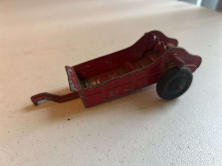 (10)-oliver-farm-toys-image-16