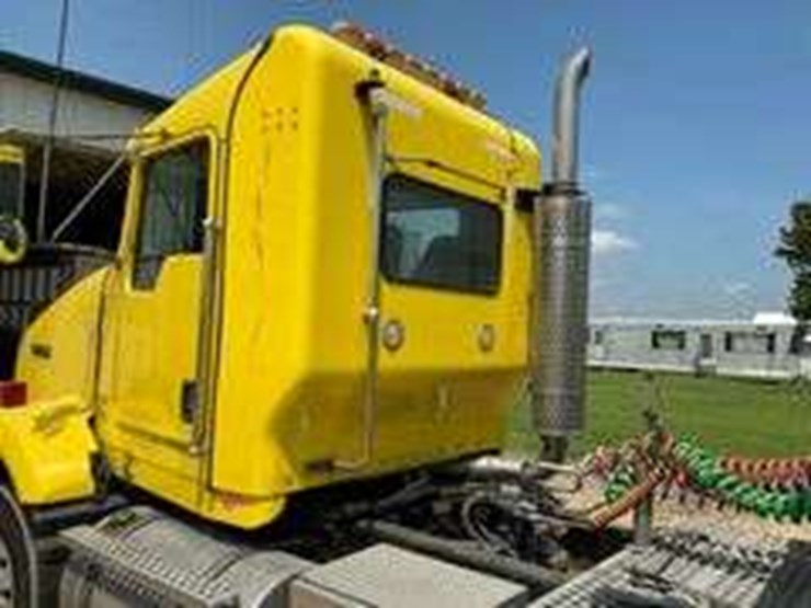 2006-kenworth-t800-image-6