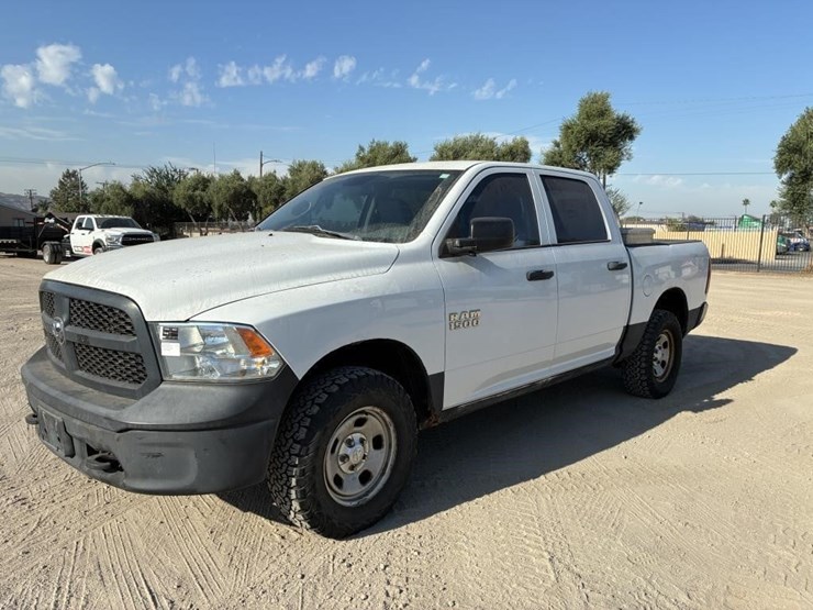 2013-dodge-ram-1500-image-2