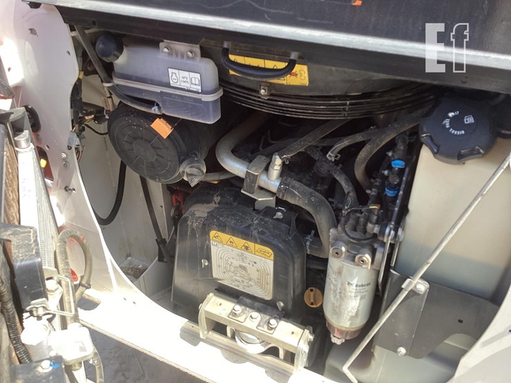2023-bobcat-t64-image-13