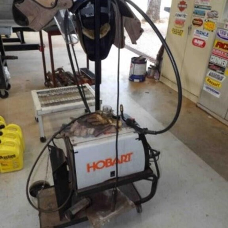 Hobart Handler 187 Wire Feed Welder