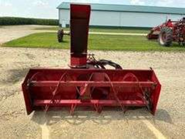 ih-80-snow-blower,-7’,-2-stage,-540-pto,-hyd.-spout,-3pt.-image-4