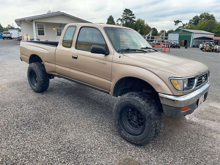 1997-toyota-tacoma-image-14