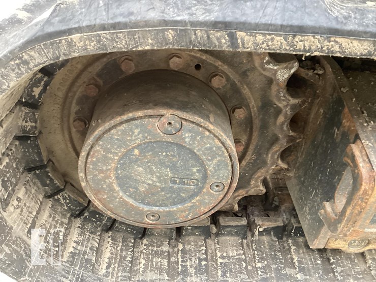 2018-bobcat-e85-image-16