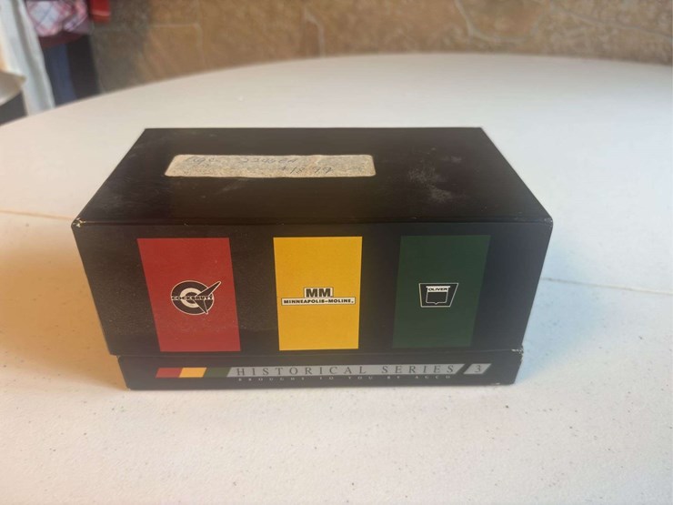 (2)-1/16-oliver-heritage-1655-+-1/64-agco-historical-set-nib-ertl-image-13