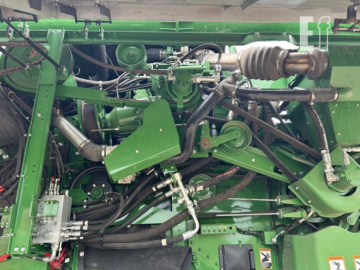 2024-john-deere-s790-image-17