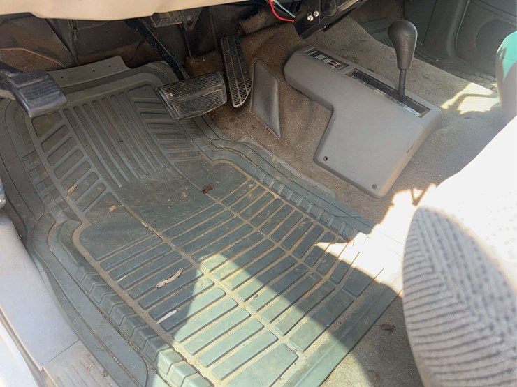1995-gmc-k3500-image-28