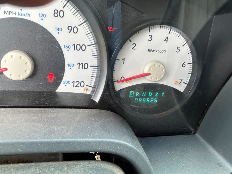 2005-dodge-dakota-image-54
