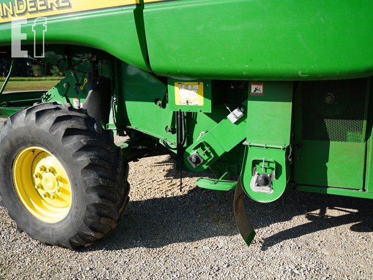 2007-john-deere-9560-sts-image-21