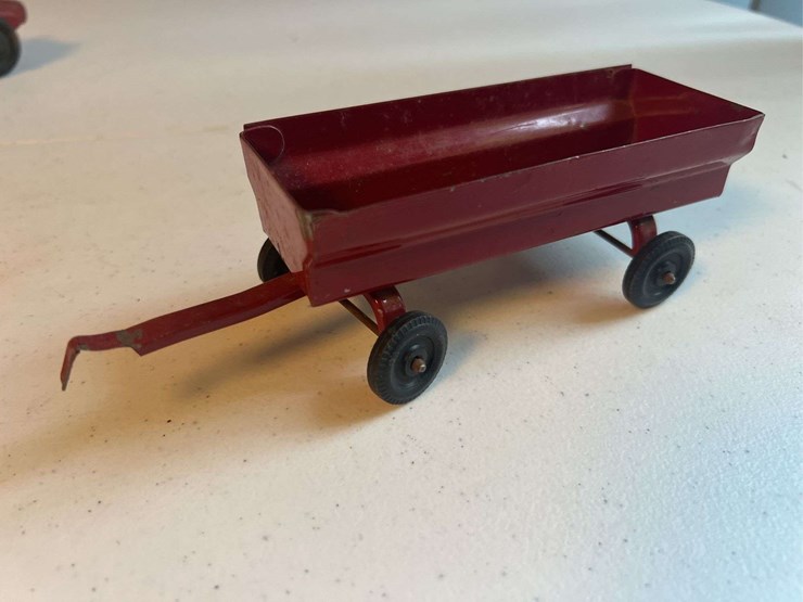 (10)-oliver-farm-toys-image-14