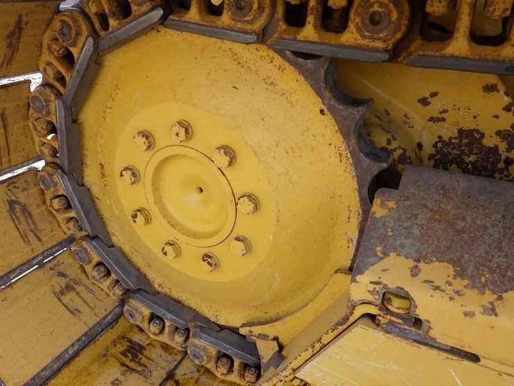 2021-deere-450k-lgp-image-47