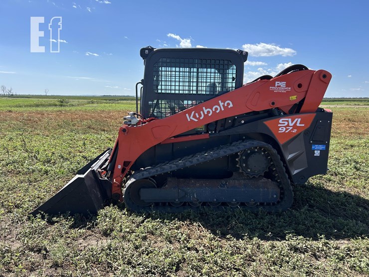 2021-kubota-svl97-2-image-8