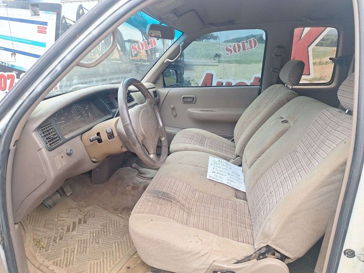 1996-toyota-t100-image-24
