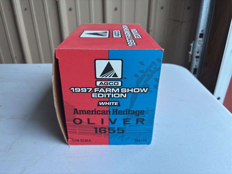 (2)-1/16-heritage-oliver-1655-+-1/64-agco-historical-set-nib-ertl-image-5