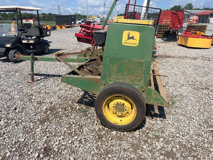 john-deere-8200-image-11