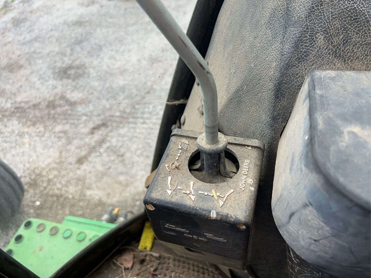 john-deere-4430-image-32