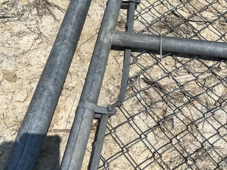 l3---chain-link-gate-image-11
