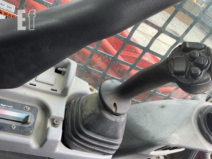 2017-kubota-svl95-2-image-17