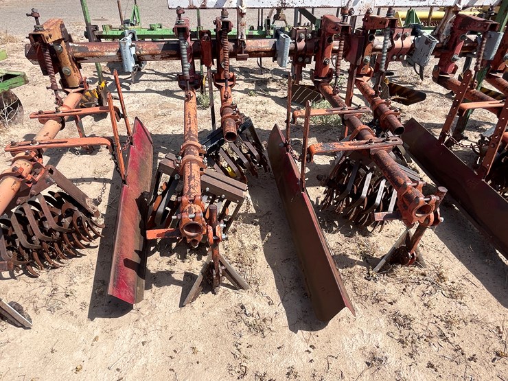 #9032-•-custom-3-pt-tillage-tool-bar-image-20