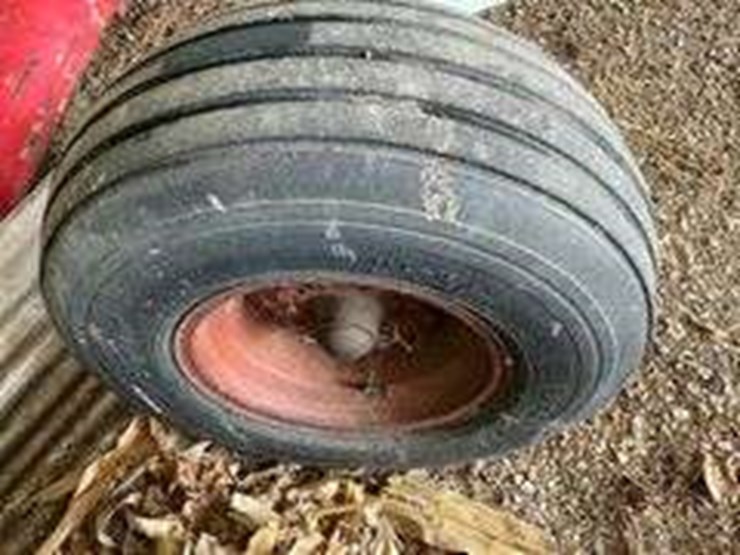 1000-gal-propane-tank-on-running-gear-image-4