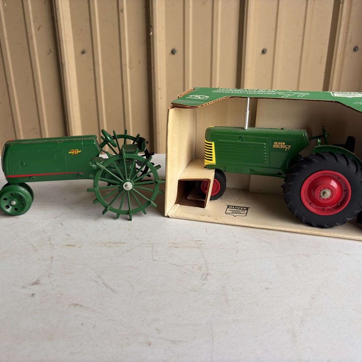 OLIVER 70