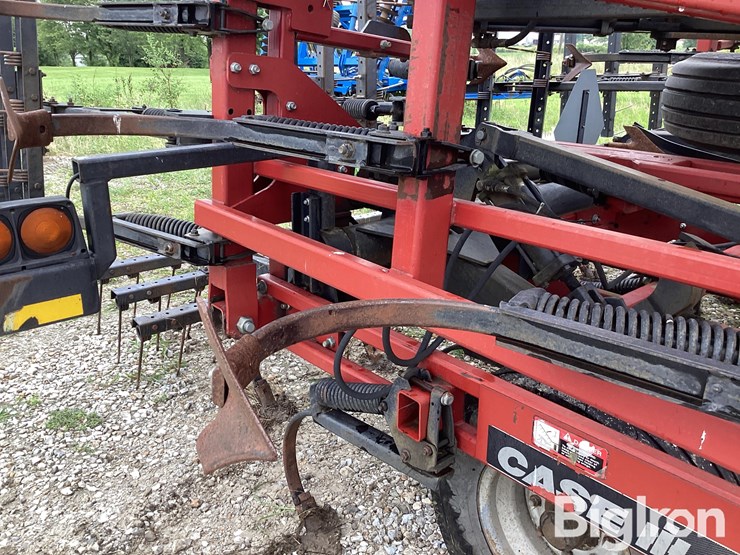 case-ih-4300-image-16