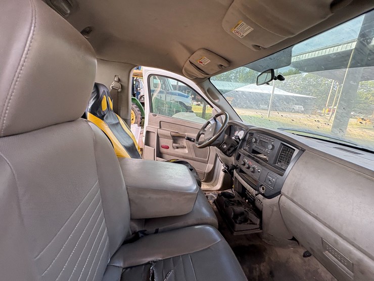dodge-ram-2500-image-26